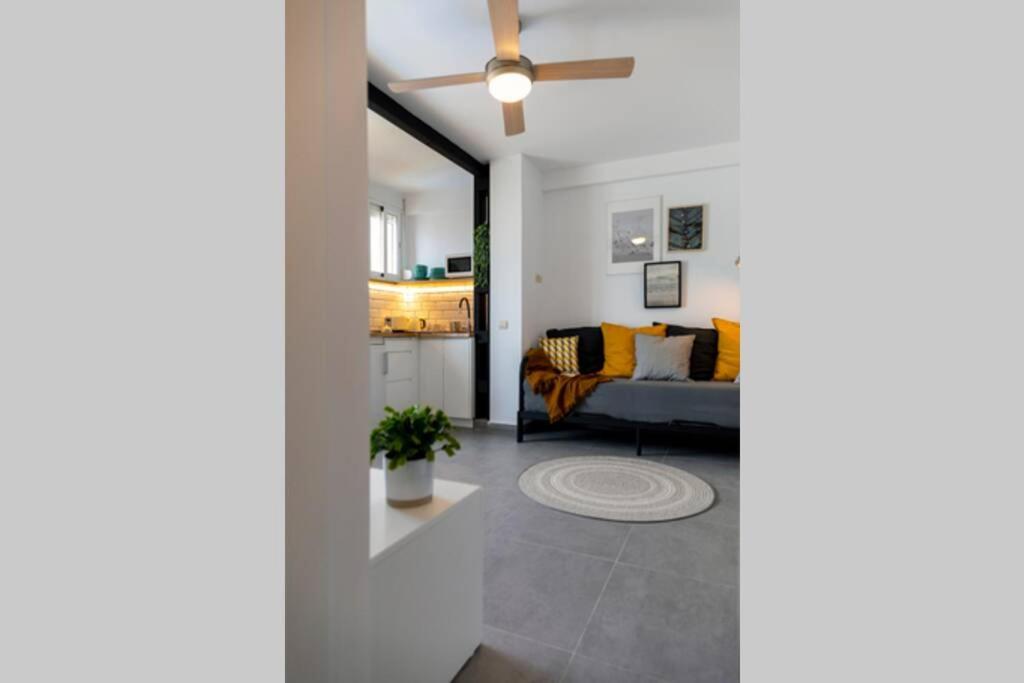 Beachfront Apartment Near Marbella Sitio de Calahonda Luaran gambar